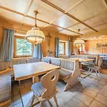 Apartment Weberhof 1 *