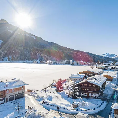 アパート Weberhof 1 *